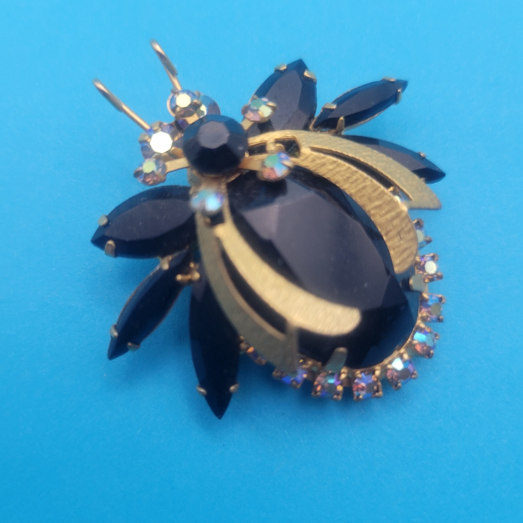 Vintage Rare Juliana Bee Rhinestone Brooch Pin